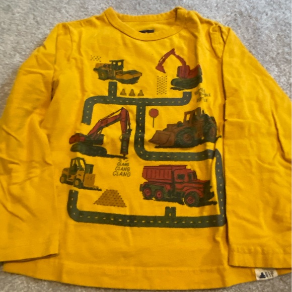 GAP Other - Gap long sleeve construction shirt size 5T